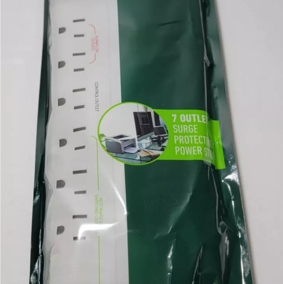 One Greenlite Tier 1 Advanced 7 Outlet Surge Power Strip 1440 Joules For TV, PC - Picture 2 of 5